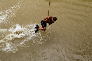 Pegonca on rope swing